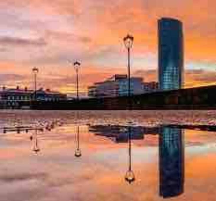 Harbour Views * Belfast